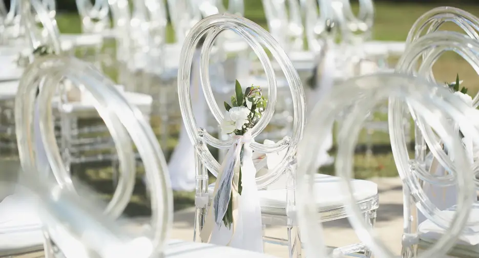 white-transparent-chairs-at-the-wedding-ceremony-2026-01-07-02-31-44-utc